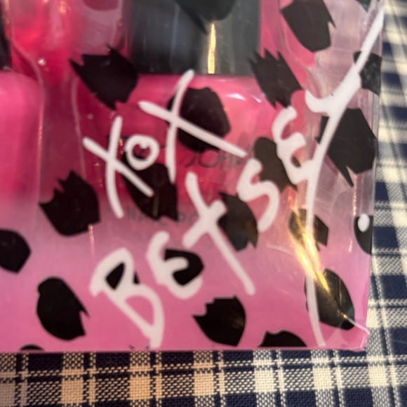 Betsey Johnson Pink Nail Polish Collection - Picture 6 of 6